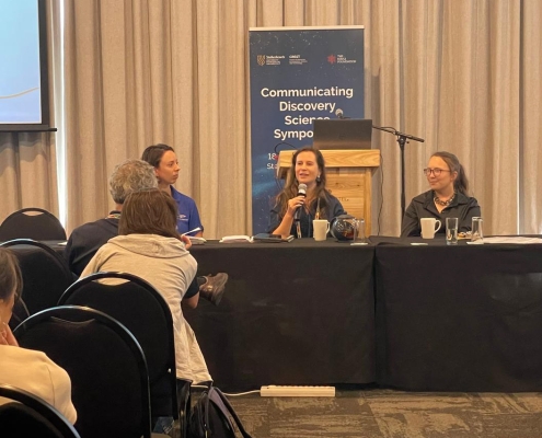 Postgraduate students Melissa Vorster, Anika Du Plessis, and Karla Redelinghuys from Stellenbosch University shared their perspectives on the challenges of communicating basic research.